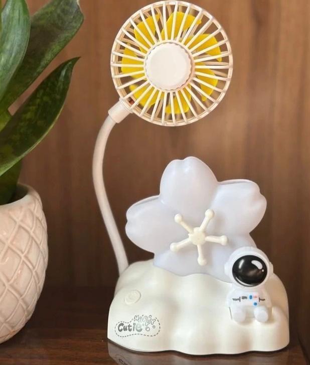 3-in-1 Desk Lamp